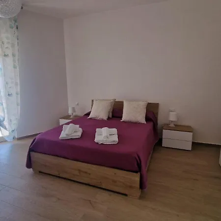 Binario 1 Apartament Monopoli